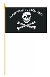 Pirat Commitment to Excellence Stockflagge 30x45 cm